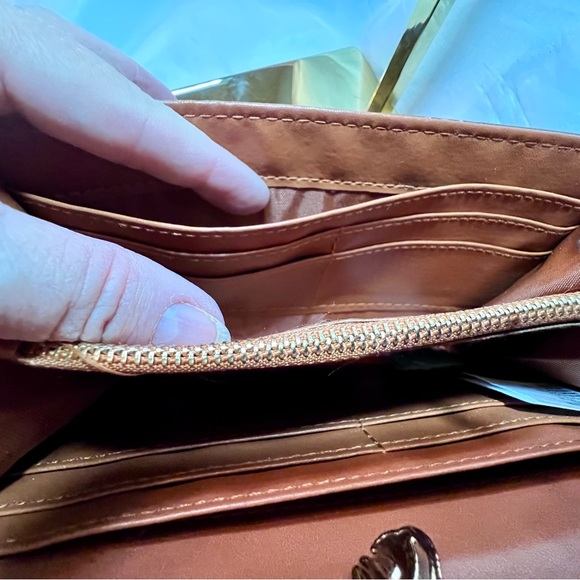 Valentino Orlandi Crossbody Clutch Brown & Gold Hardware, Turn Lock Guitar Strap - Picture 14 of 16